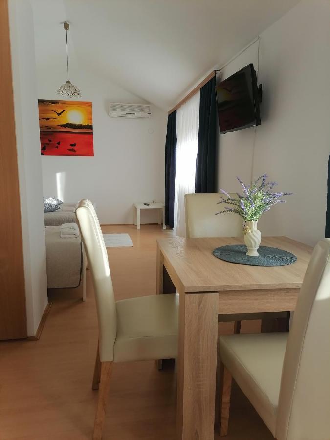 Apartments Kozjan Karlovac Esterno foto