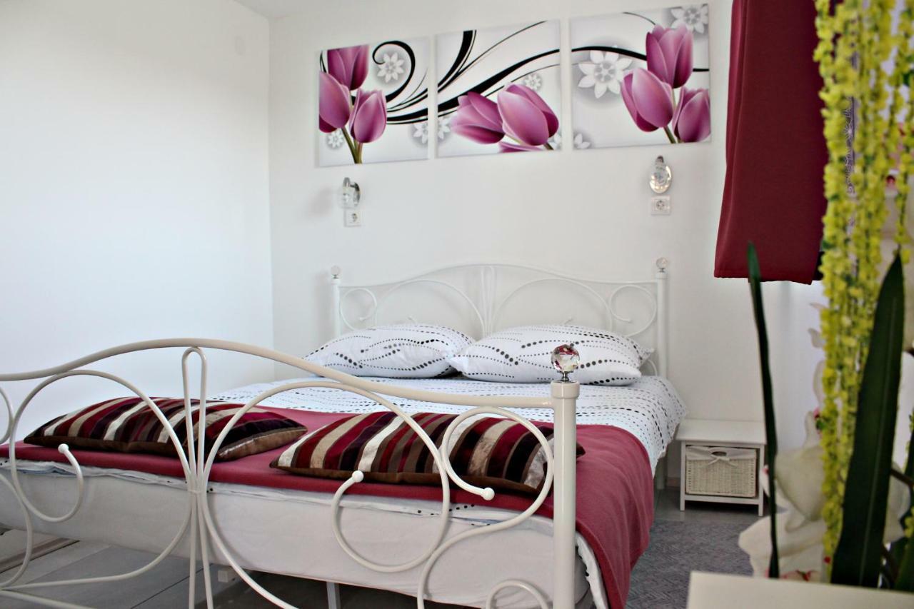 Apartments Kozjan Karlovac Esterno foto